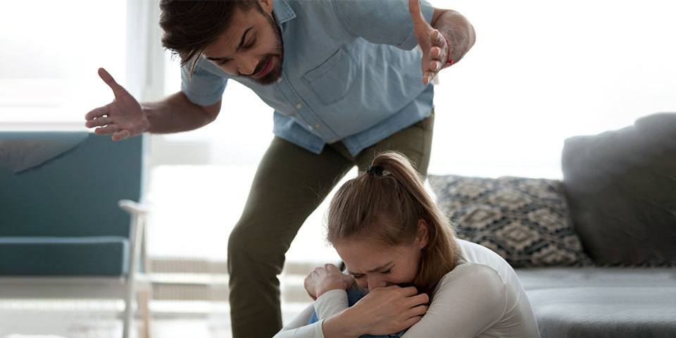 man-angry-at-woman