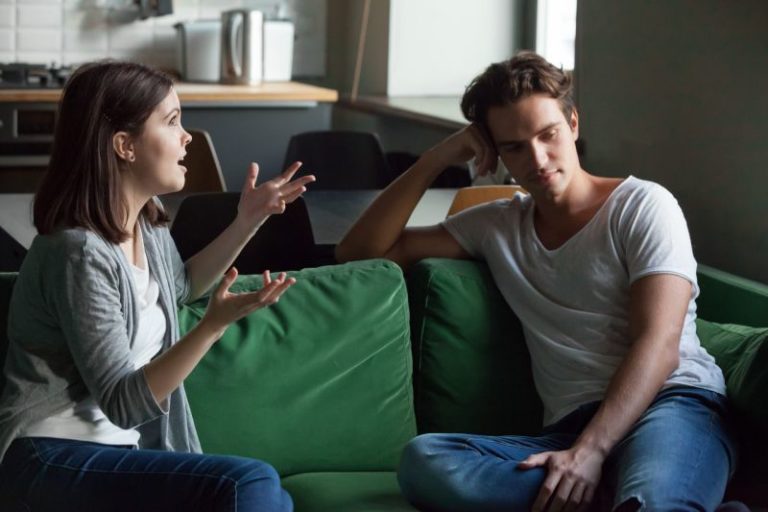 Stonewalling: What To Do If It’s Causing Your Relationship Problems