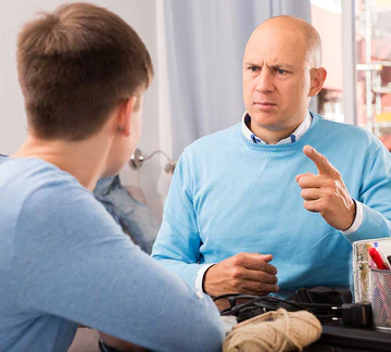 How to deal with narcissistic fathers